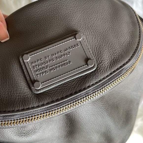 ❤️MARC JACOBS Electro Q Natasha Crossbody Bag - Picture 9 of 12